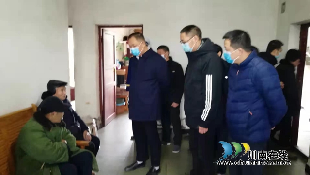 合江县委书记李仁军带队开展元旦节前疫情防控和安全生产检查(图2) 合江县委书记李仁军带队开展元旦节前疫情防控和安全生产检查(图2)
