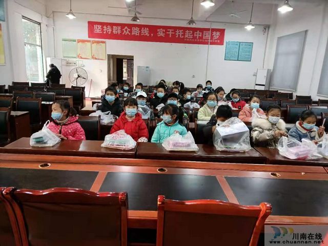 内江经开区靖民镇石马村：大手牵小手，你我共成长(图3)