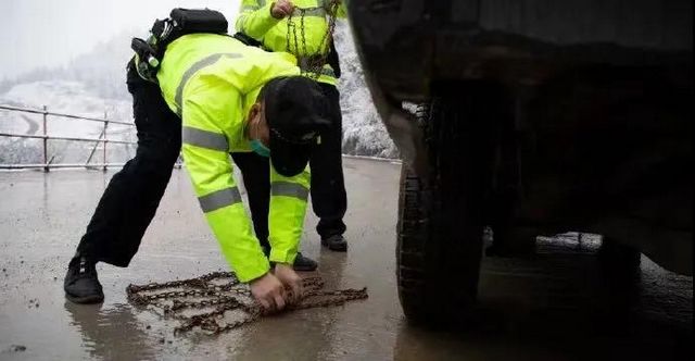 2021伊始,你要去哪里耍?一份雨雪天气行车攻略,请查收!(图8) 2021伊始,你要去哪里耍?一份雨雪天气行车攻略,请查收!(图8)