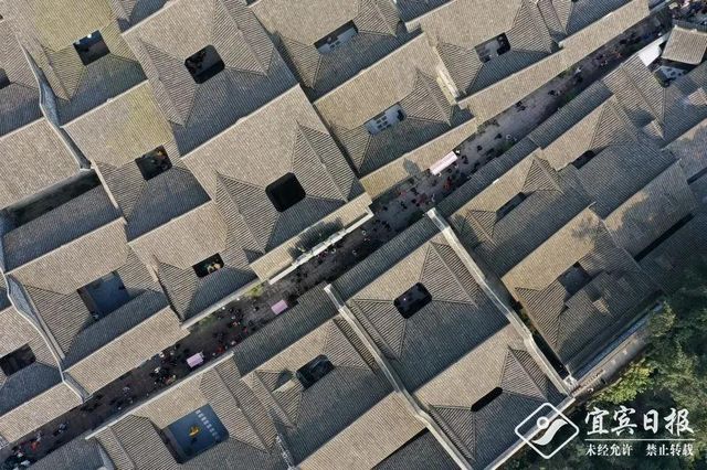 让古街唤醒记忆!宜宾百年冠英街正式开放(图8) 让古街唤醒记忆!宜宾百年冠英街正式开放(图8)
