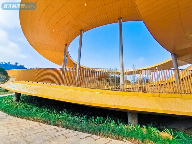 震撼!宜宾翠屏山又一网红打卡地来了!巨大环形建筑、绝美栈道、360°观景台……(图10) 震撼!宜宾翠屏山又一网红打卡地来了!巨大环形建筑、绝美栈道、360°观景台……(图10)