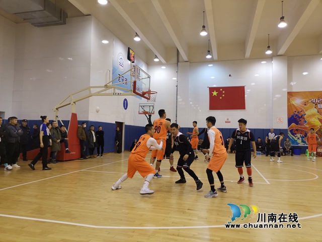 群雄逐鹿，金杯耀目！泸州市第十四届篮球联赛“英雄榜”揭晓(图4)