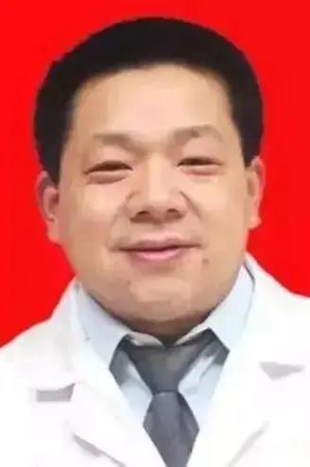 【意外】泸州男子右手被搅拌机连“根”拔起！(图5)