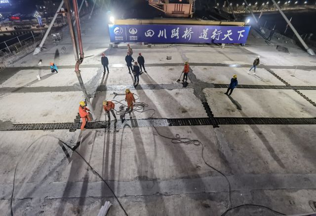 全国首创!宜宾盐坪坝长江大桥“鱼跃长江”造型很洋气!(图6) 全国首创!宜宾盐坪坝长江大桥“鱼跃长江”造型很洋气!(图6)