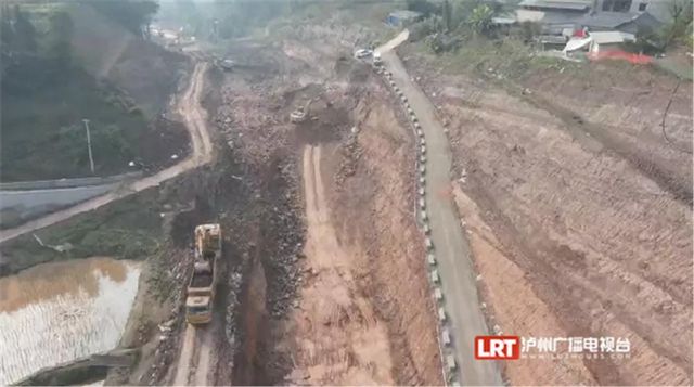 受惠群众约35万人!泸州这条重要通道进入架梁阶段(图3) 受惠群众约35万人!泸州这条重要通道进入架梁阶段(图3)