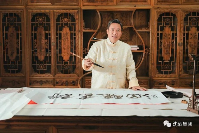 会长、老板、博士研究生... ...什么才是这位网红的标签？