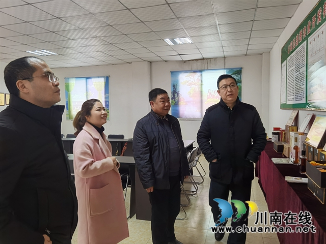 古蔺县法院：院长深入企业走访调研，助力优化服务营商环境(图2)