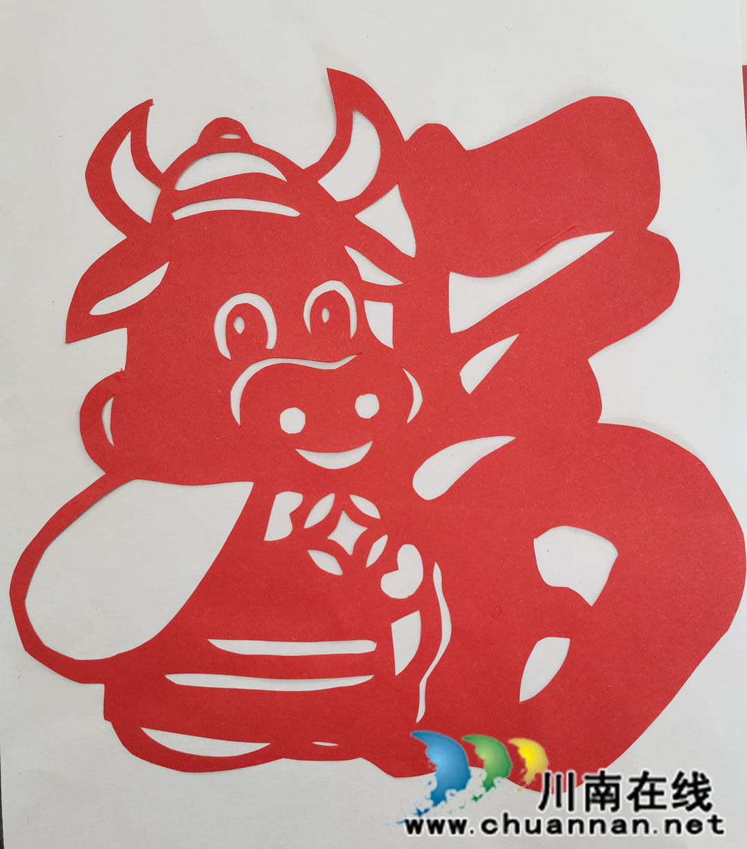 泸县留守娃：剪出春和福 温暖异乡的亲情(图5)
