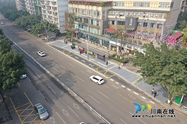 公交有港湾，乘车更安全！泸州将新改造18个港湾式公交站(图1)