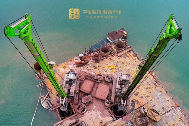 抢抓工期 泸州这两座长江大桥建设进度再刷新!(图3) 抢抓工期 泸州这两座长江大桥建设进度再刷新!(图3)