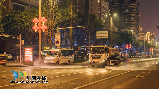 洁净龙马，扮靓城市！龙马环卫春节不打烊！