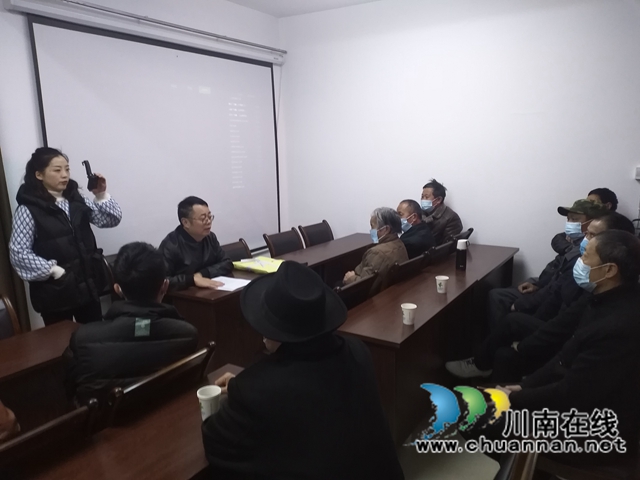内江经开区靖民镇双雁社区积极开展居民委员会换届选举宣传动员工作