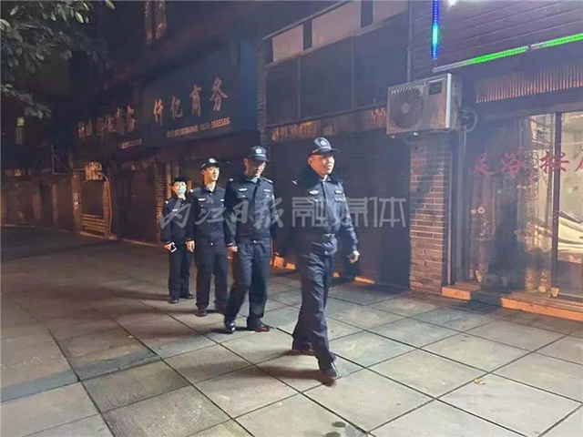出手!内江出动1300余警力开展集中清查(图5) 出手!内江出动1300余警力开展集中清查(图5)