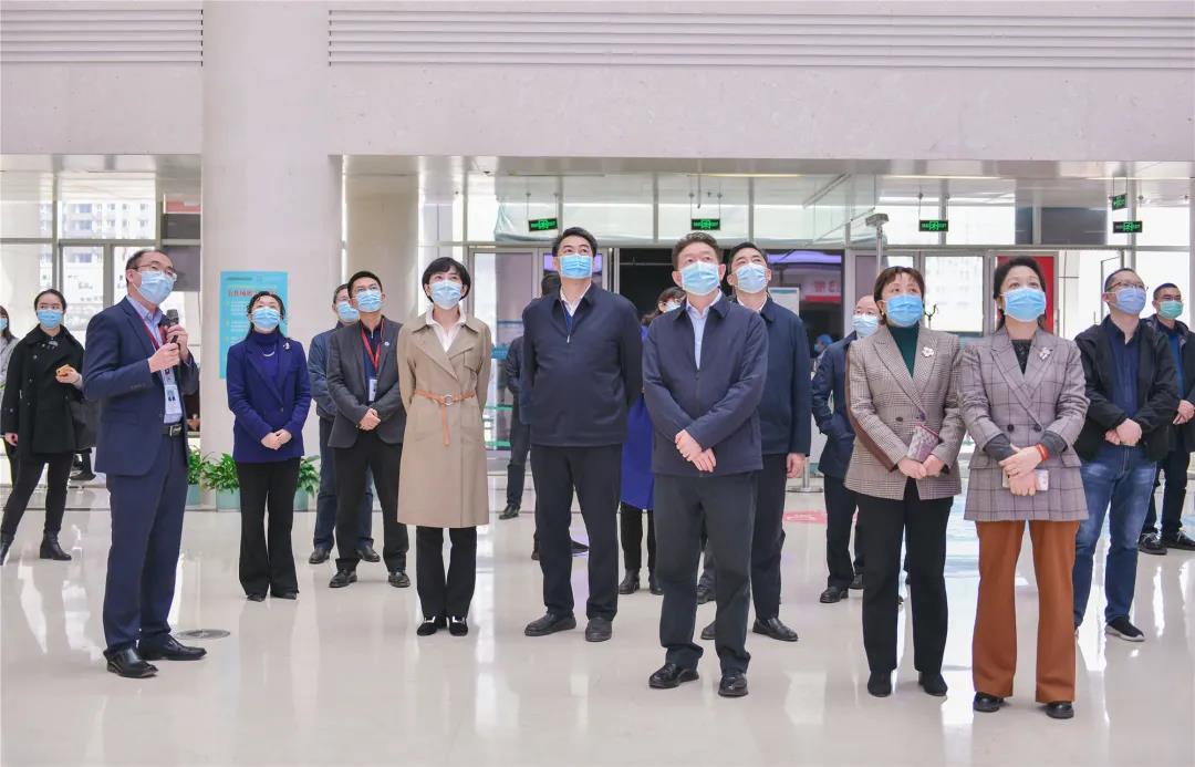 省卫健委党组书记敬静：让西南医大附院成为高质量发展的样板