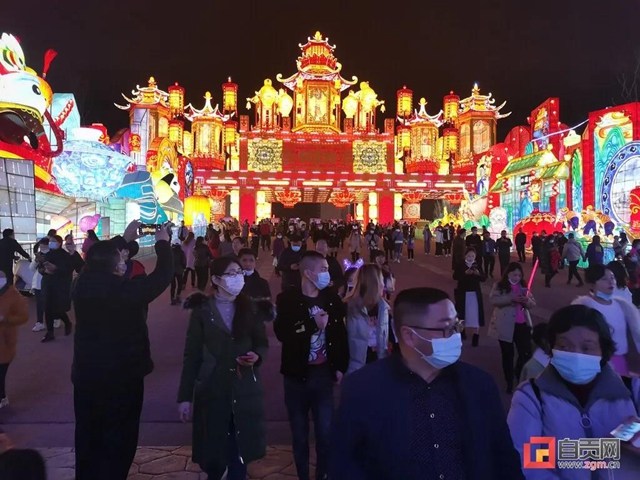 自贡灯会又见人山人海!(图2) 自贡灯会又见人山人海!(图2)