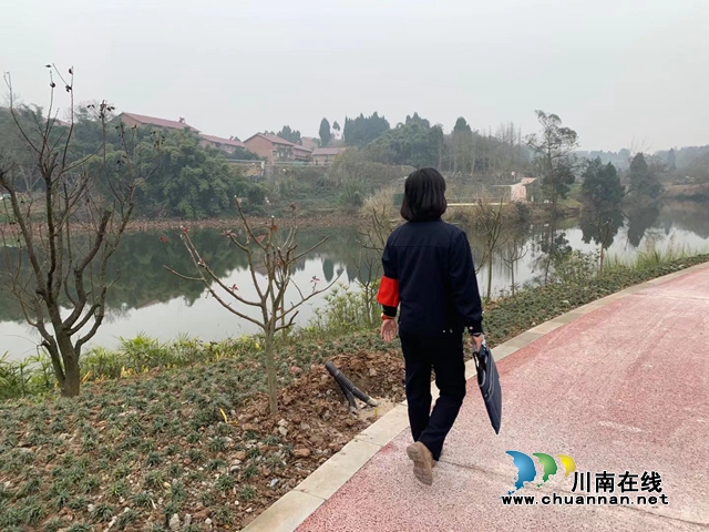 内江经开区凉风社区：开展寻河活动，守护一方碧水绿岸