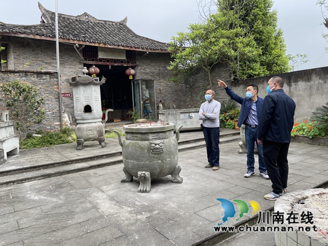 张福荣到泸县云龙镇督导云龙镇宗教工作