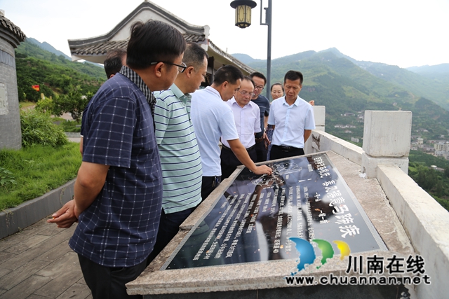 九三学社泸州市委社会服务：凝心聚力谋服务，同心同行担使命