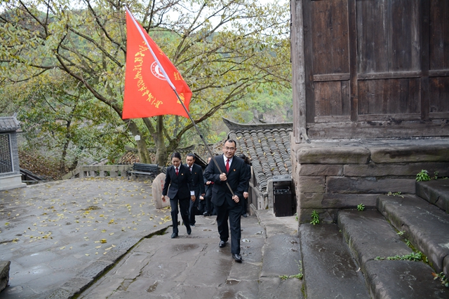 古蔺县法院：传承红色基因，筑牢忠诚法魂(图2)