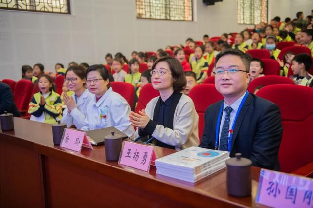泸县实验学校校长：这场科普活动对孩子们太重要了！(图4)