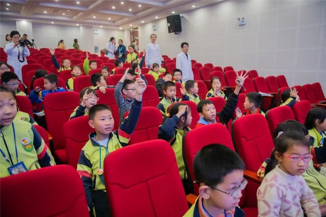 泸县实验学校校长：这场科普活动对孩子们太重要了！(图10)