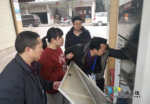 春雷行动2021｜合江县严查加油站计量