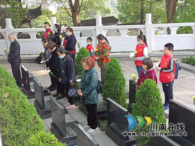 江阳区大山坪街道：红色基因代代传(图1)