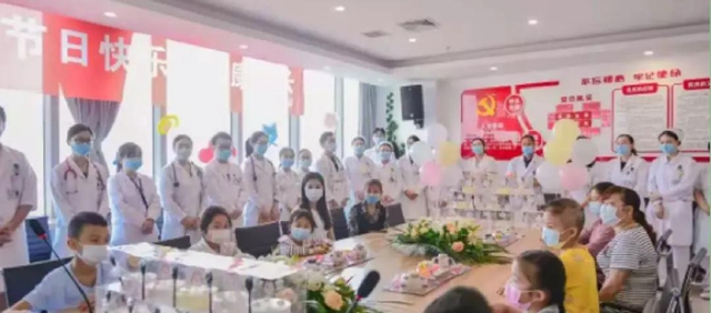 泸州首次！西南医大附院党团医疗志愿服务总队荣获全国最佳志愿服务组织(图11)