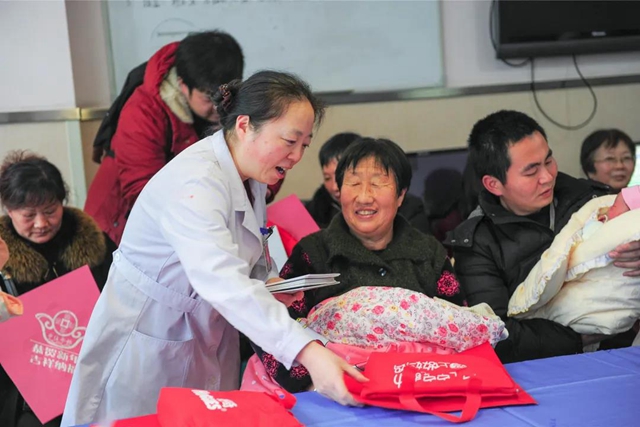 泸州首次！西南医大附院党团医疗志愿服务总队荣获全国最佳志愿服务组织(图13)