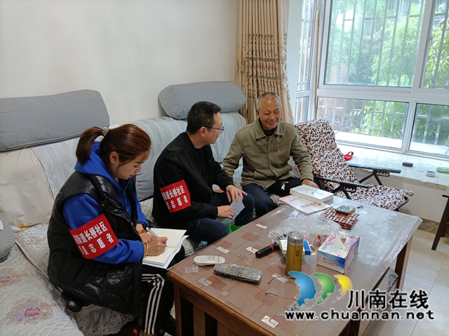 龙马潭区红星街道长桥社区：党史学习教育勇争先，送学上门谱新篇