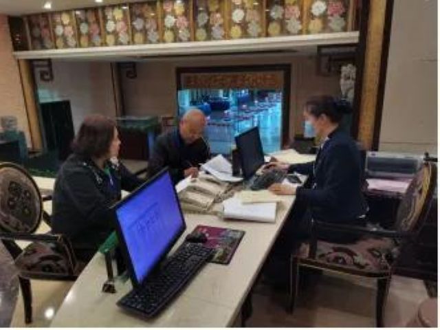 @泸州人 齐心协力,为酒博会保驾护航!(图8) @泸州人 齐心协力,为酒博会保驾护航!(图8)