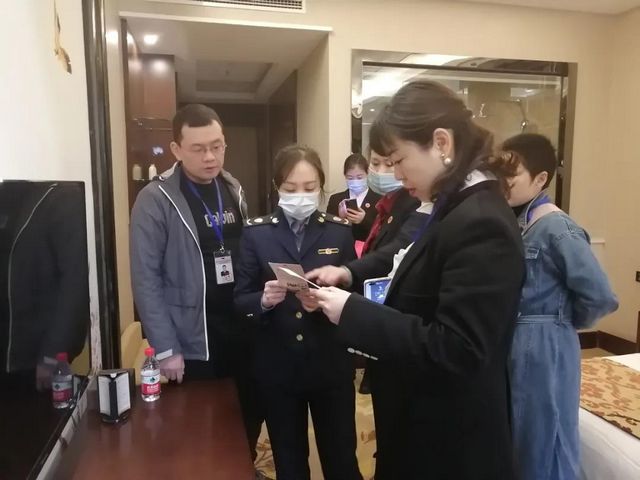 @泸州人 齐心协力,为酒博会保驾护航!(图6) @泸州人 齐心协力,为酒博会保驾护航!(图6)