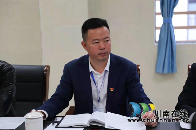 古蔺县政协、县委统战部赴金兰高中调研少数民族教育工作