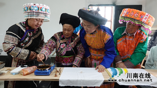 古蔺：指尖传承技艺，绣出苗乡美(图5)
