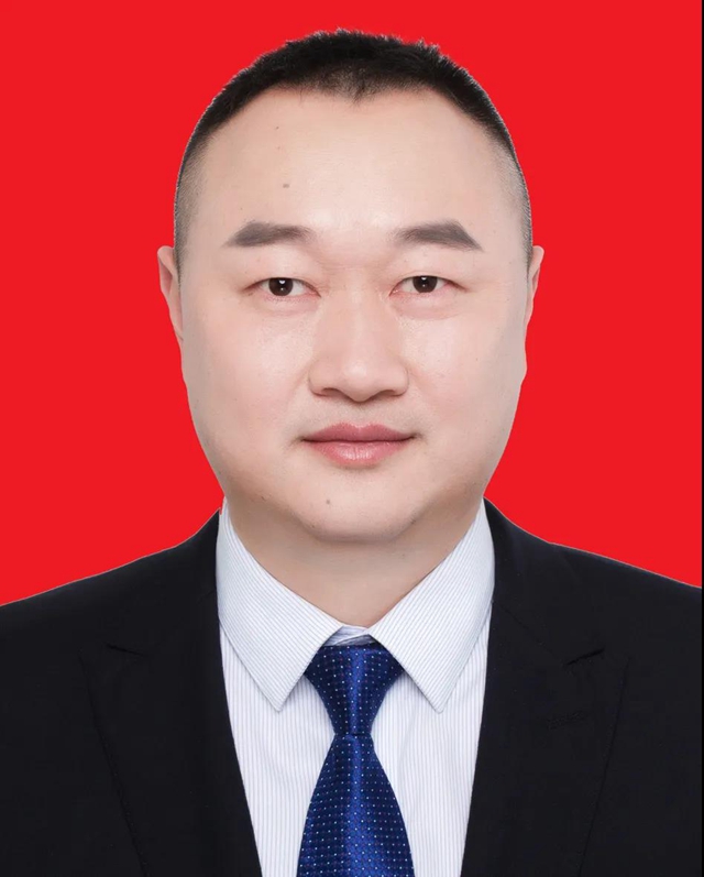 “泸州青年五四奖章”“两红两优"拟表彰对象公示,有你认识的吗?(图9) “泸州青年五四奖章”“两红两优"拟表彰对象公示,有你认识的吗?(图9)