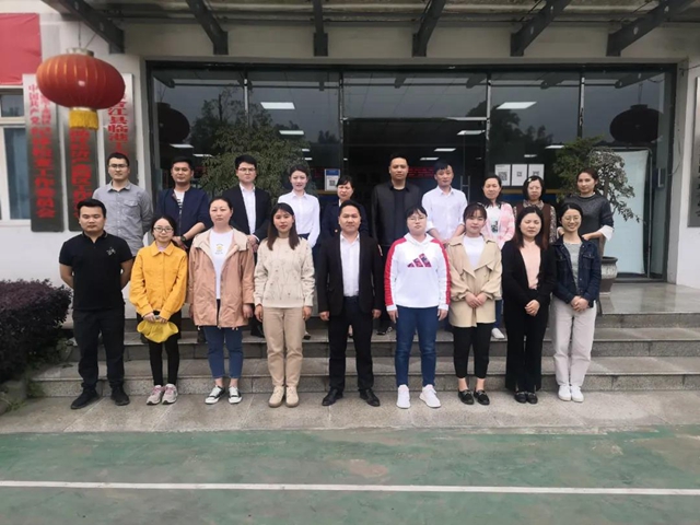 “泸州青年五四奖章”“两红两优"拟表彰对象公示,有你认识的吗?(图14) “泸州青年五四奖章”“两红两优"拟表彰对象公示,有你认识的吗?(图14)