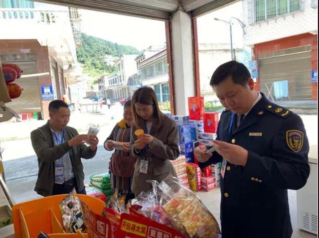 食品安不安全？加油机准不准？游乐设备能不能坐？节前，泸州市场监管人员替您查了！(图14)