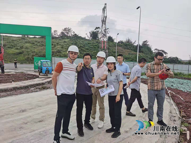 泸州市自然资源和规划局到龙马潭区指导规划建设选址工作