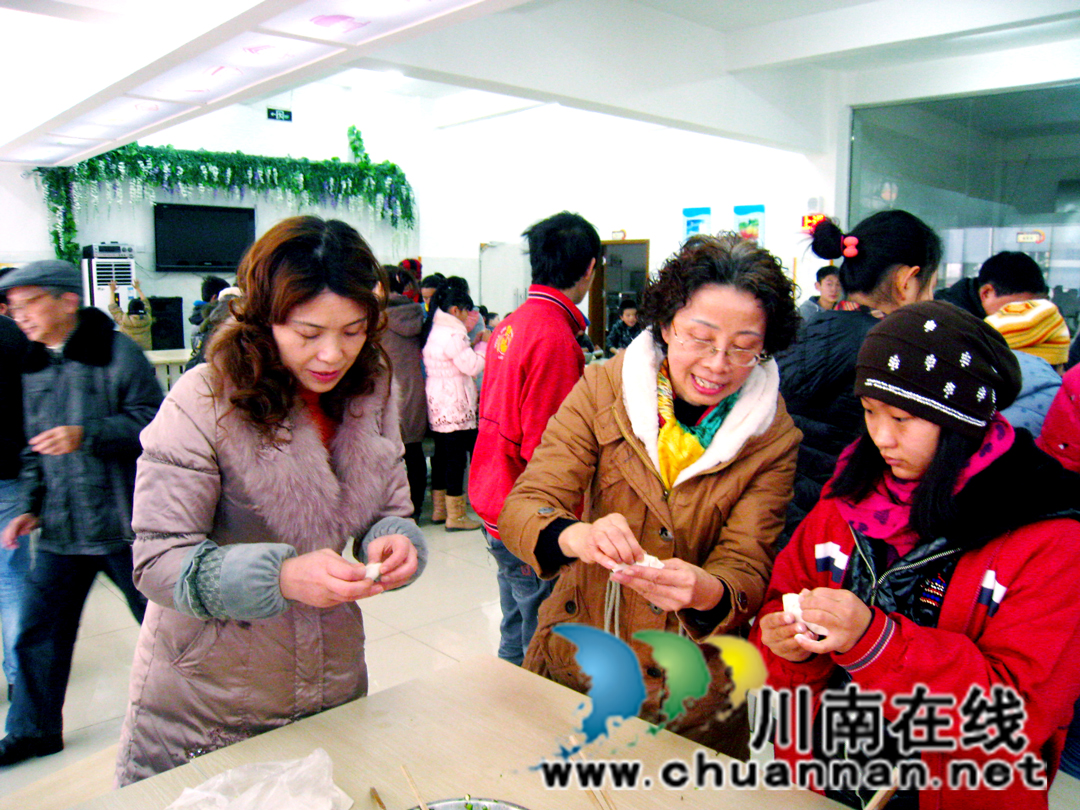 泸州市最美志愿者陈亚辉：苔花如米小 也学牡丹开(图3)