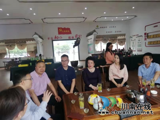 纳溪区护国镇：聚焦茶叶产业，为民办实事(图2)