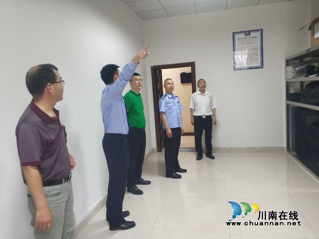 庞维伦一行到古蔺县法院督导检查“六专四室”建设