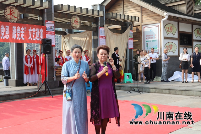 龙马潭区：这群老人自编自演，为建党百年献上精彩文艺巡演(图6)