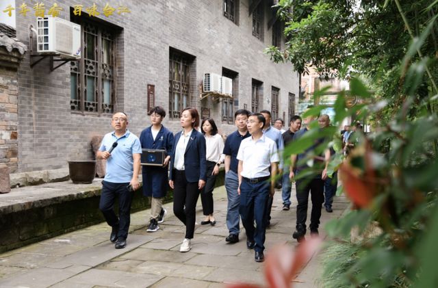 中国调味品协会到合江考察调味品及其上下游产业链发展情况(图5) 中国调味品协会到合江考察调味品及其上下游产业链发展情况(图5)