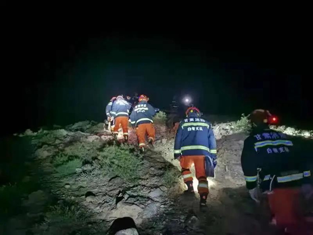 【可怕】失温症夺走甘肃马拉松赛选手生命，5招教你紧急应对！(图1)