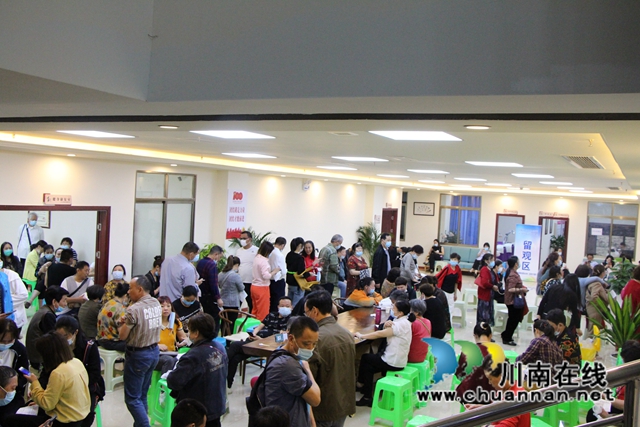 龙马潭区红星街道：我为群众办实事，疫苗接种送上门(图9)