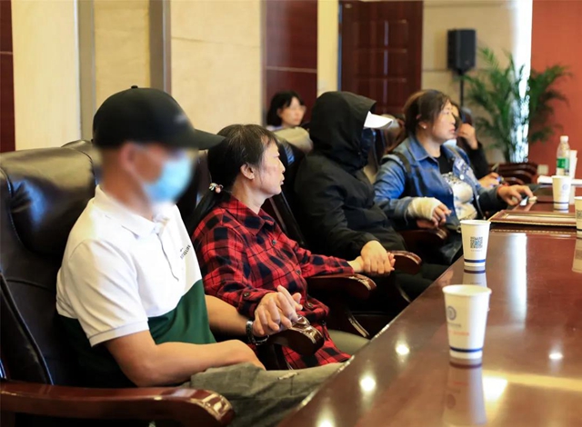泸州两名男童同时失踪，1800公里的回家路他们走了28年(图13)