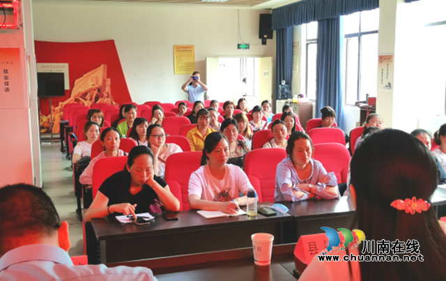 合江县农民工留守妇女技能培训“充电”忙