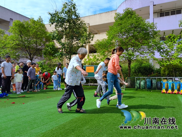 泸县立石镇：我们在阳光下茁壮成长，胸前的红领巾迎风飘扬(图3)