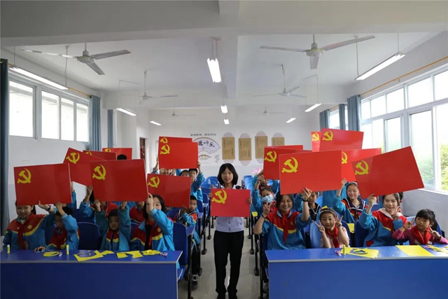 儿童节快乐！泸州税务温暖童心伴成长(图3)