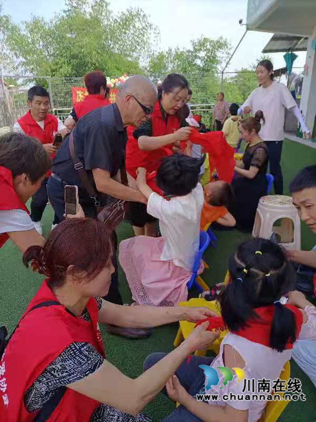 泸州：让你我她闪动“爱心”，让残疾儿童“笑起来”！(图13)